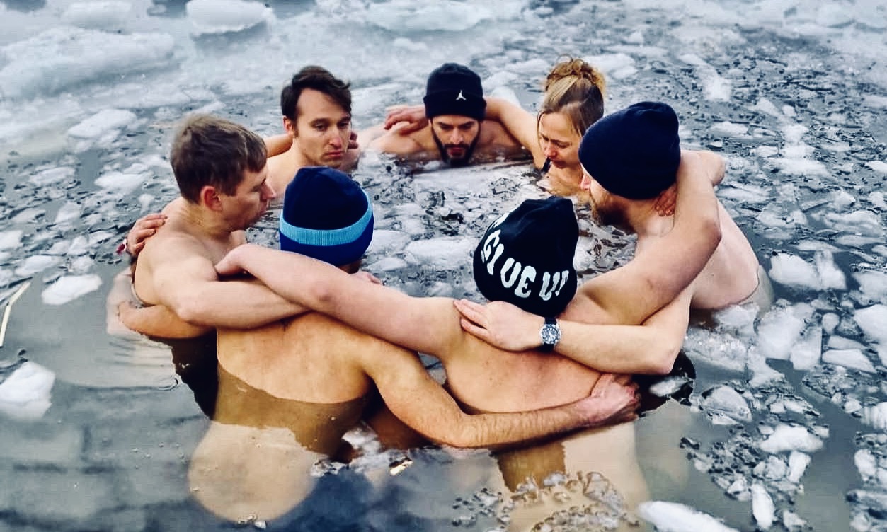 event - Eisbaden in Köln mit der ICYU Community - Eisbaden Köln - Winterbade Session mit der ICYU Community