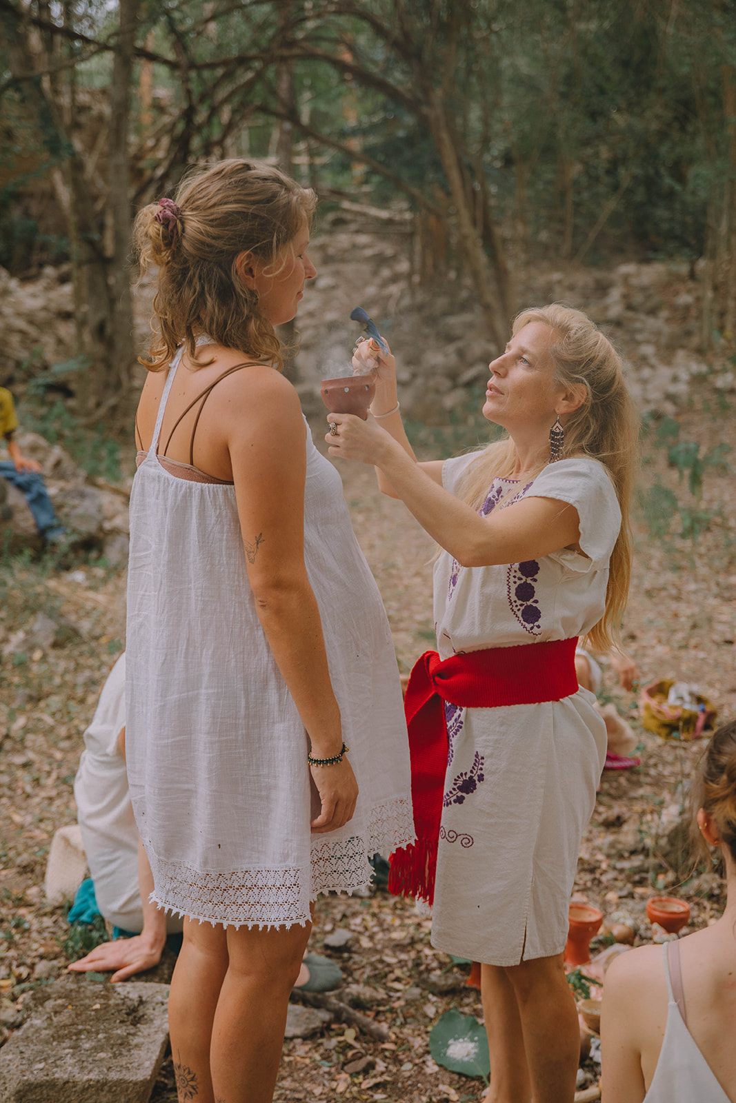 event: Einweihung zur Feuerfrau 🔥 Die Reinigungsarbeit mit dem Räucherkelch