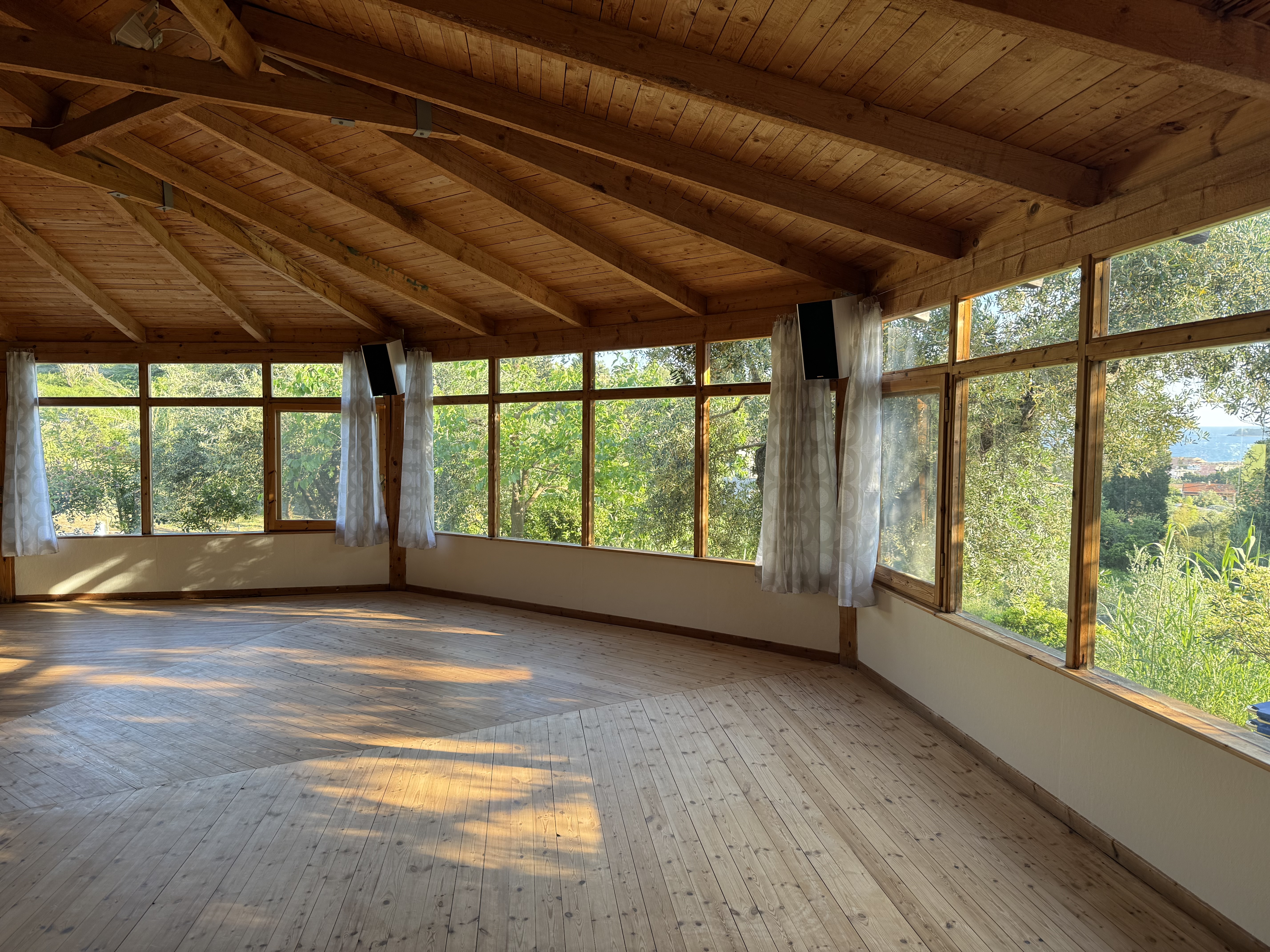 events - das Oktagon im Alexis Zorbas - inmitten üppiger mediteraner Natur - Im Körper zuhause – Sinnlichkeit und Weiblichkeit leben