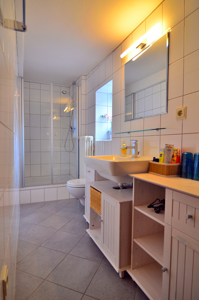 event: Alle Bäder sind modern ausgestattet. - Eifel-Yogaretreat für Frauen - Dein Neustart in 2026!