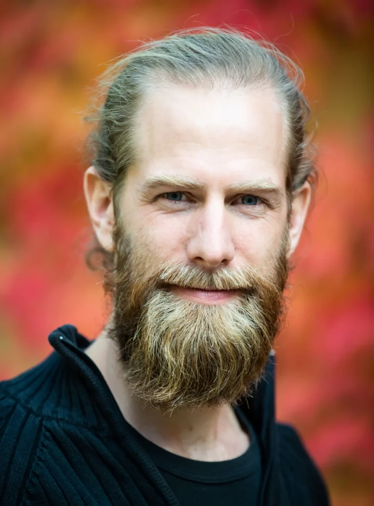 events - Kategorien: Selbsterfahrung - Deutschland - Alexander Gabriel
Leitung elementaris.org
Leitung Heldenreise des Mannes bei ZIPAT - Alexander Gabriel