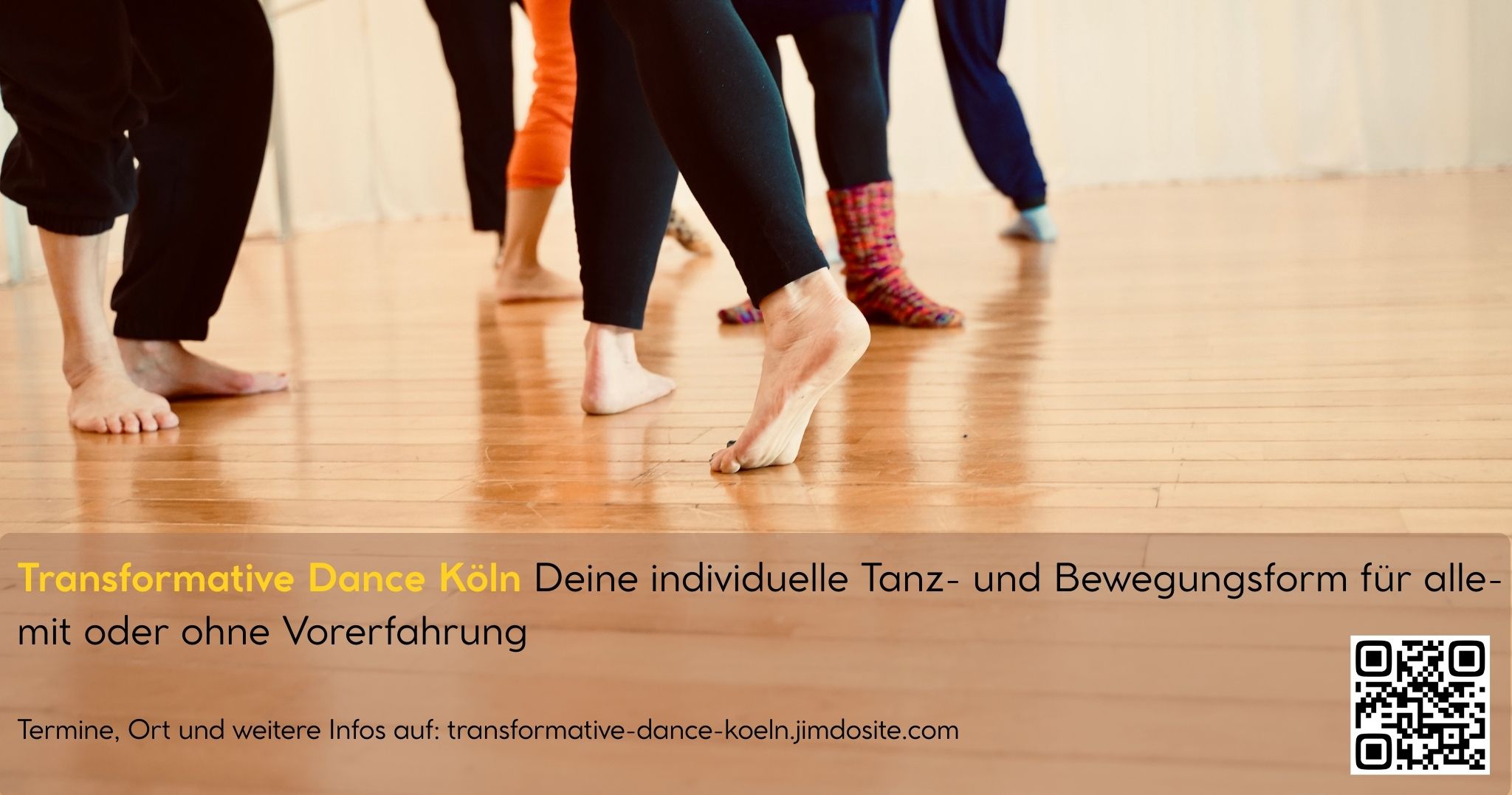 events - Kategorie: Meditation - Köln Poll - Transformative Dance - deine individuelle Tanz- und Bewegungsform
Bild mit mehreren Füßen, barfuß und in Socken, die sich auf einem Parkettboden bewegen - Transformative Dance in Köln