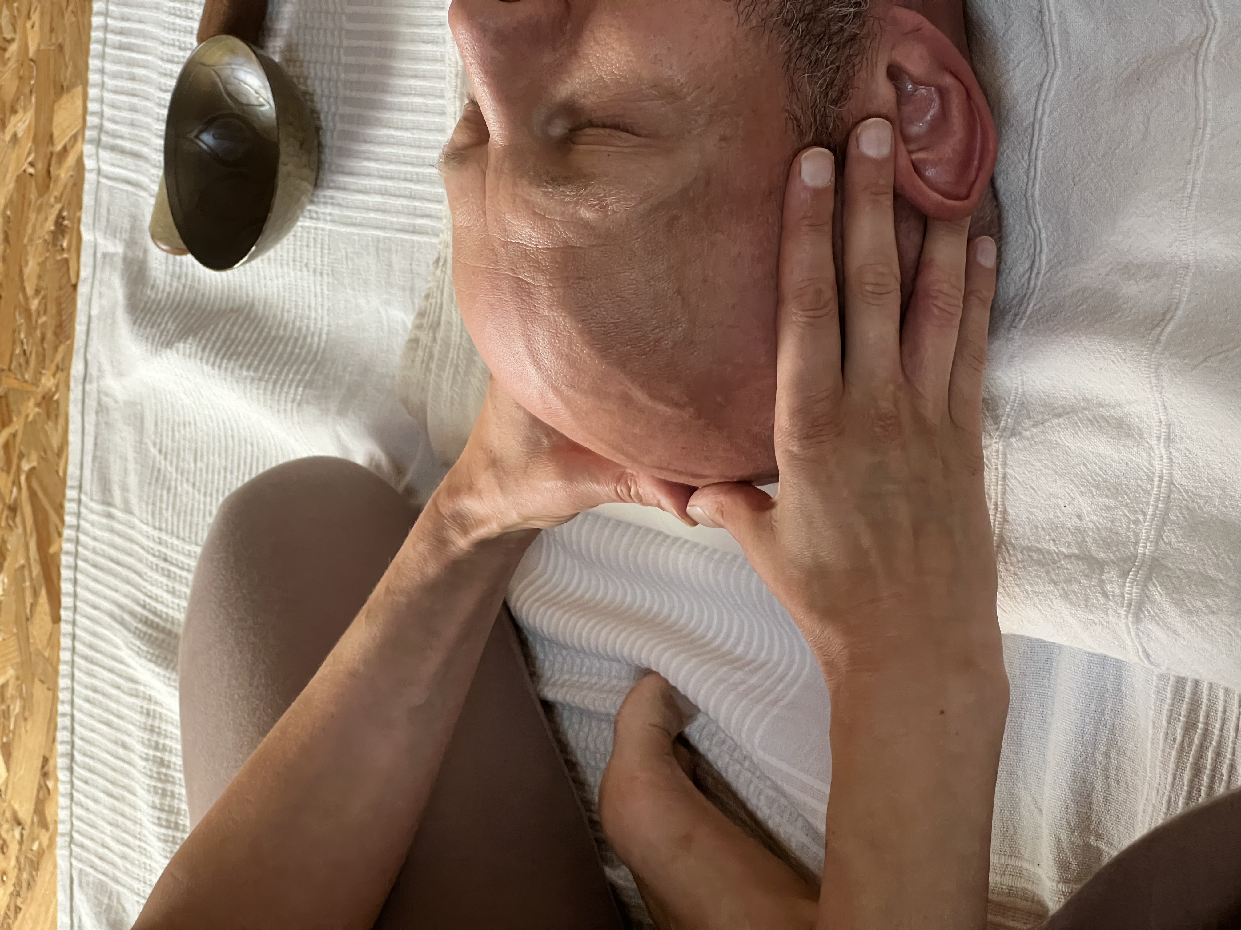 1:1: Kreative Hatha-Yoga-Massage in Köln