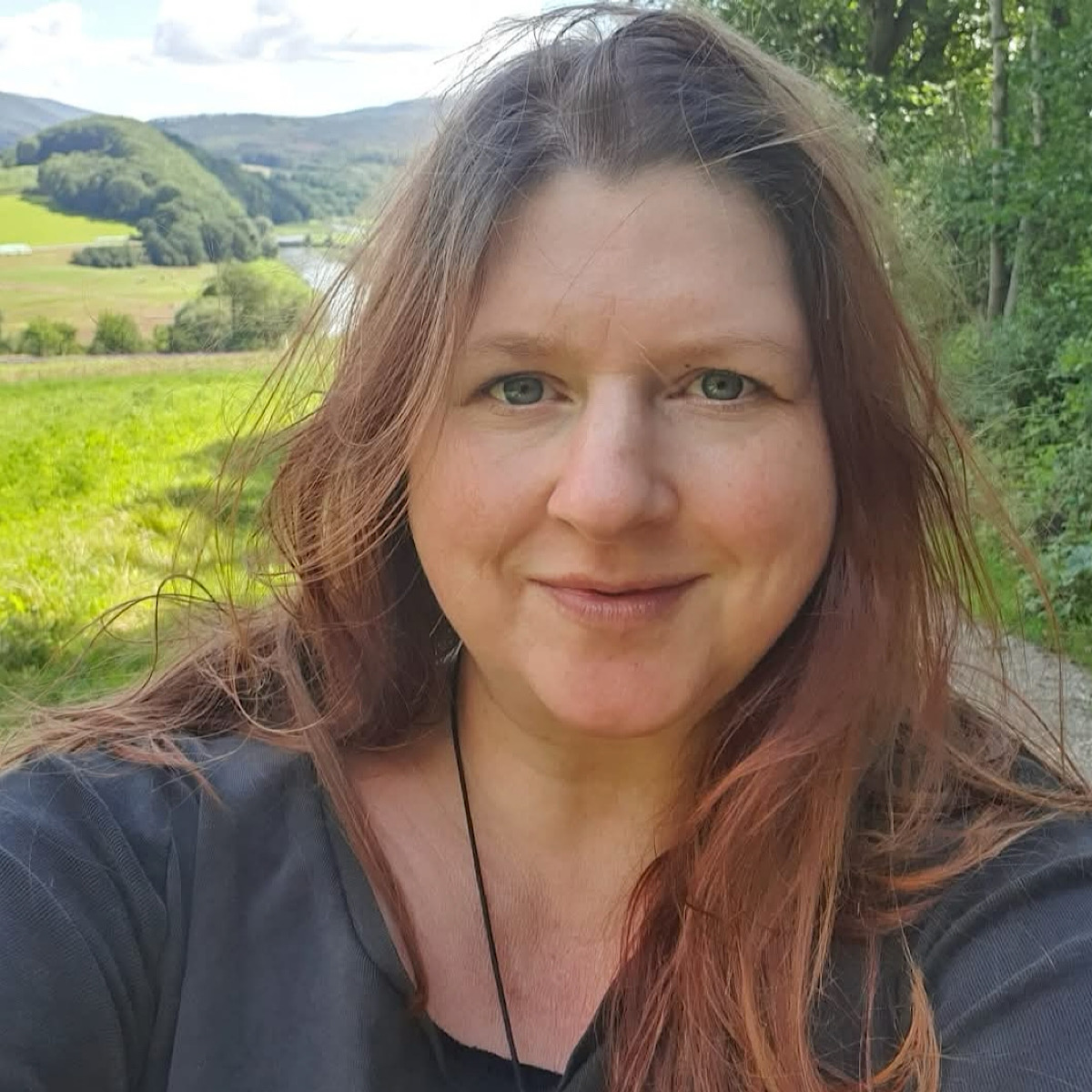 events - Düsseldorf Düsseldorf Unterbach - Seminarleiterin: Marietta Haltmayer-Stückrath

🌿 Initiatische Prozessbegleitung i.A.
🌿 Langjährige Arbeit in der Jugendarbeit sowie in sozialen und kulturellen Projekten, examinierte Pflegekraft
🌿 Mutter eines 15-jährigen Sohnes - Bewusst Elternsein - Wochenendseminar in und mit der Natur