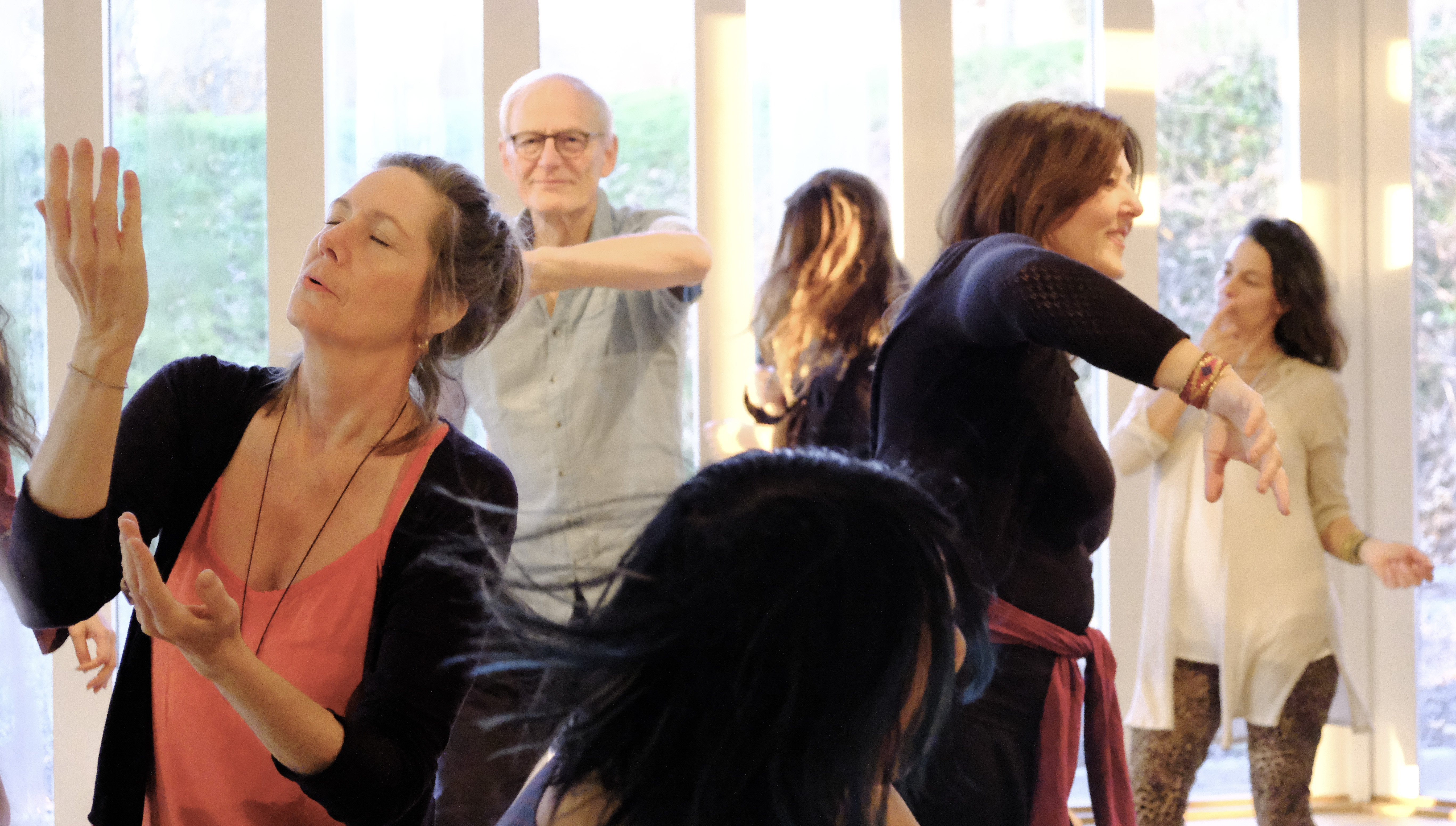 events - Kategorie: Zeremonie / Ritual - Bornheim (Rhein-Sieg-Kreis) - MOVEMENT MEDICINE®-Workshop Vom Schatten zum Gold - Deine Vergangenheit als Medizin