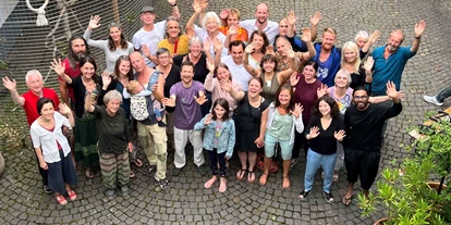 events - Kategorie: Gemeinschaft / Netzwerk / Kreis - Nordrhein-Westfalen - Meditationswochenende I bei Köln I Yoga, aktive und stille Meditation, Mantra Singen, Heart Dance