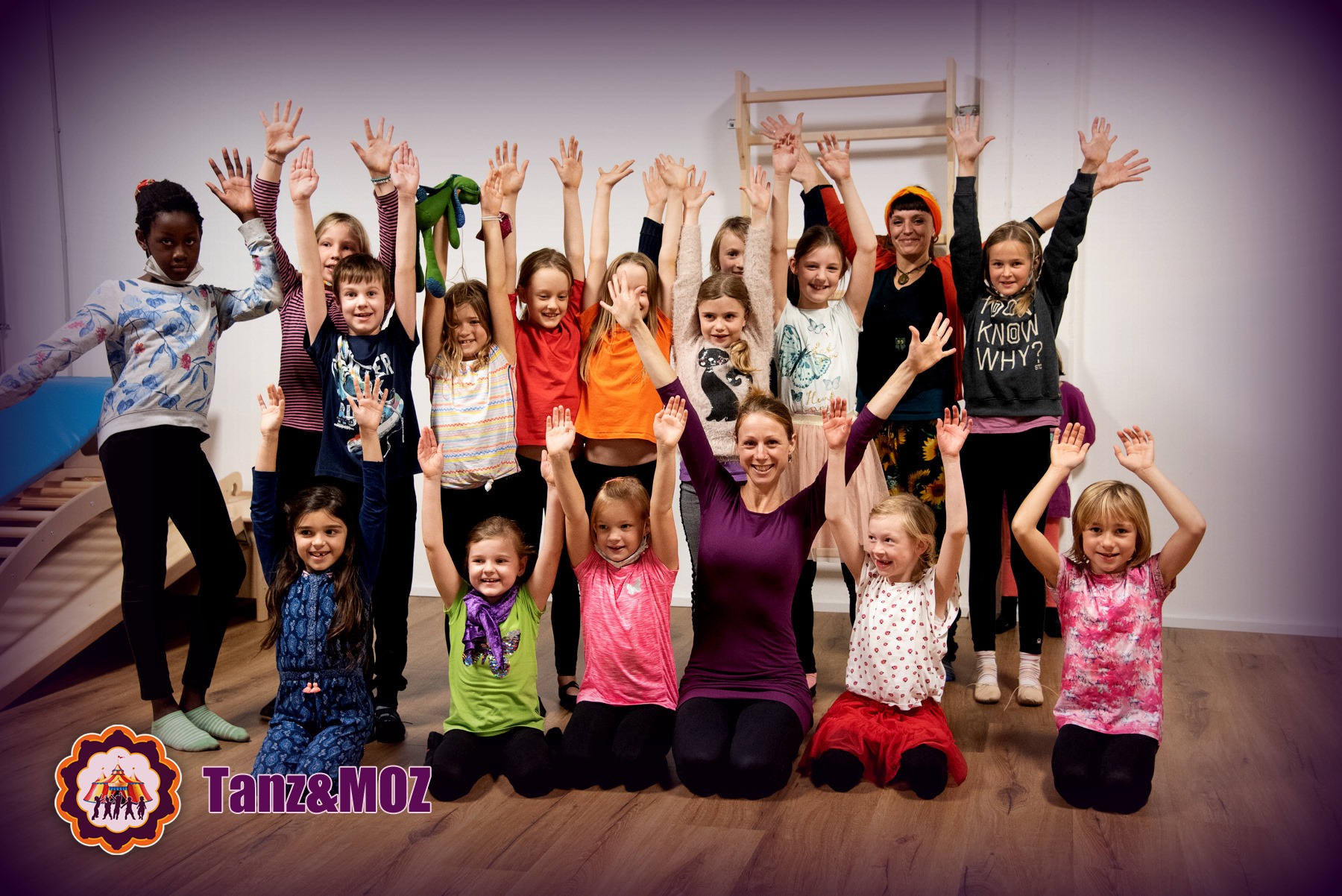 events - Juggling Workshops ~ Circus ~ Costume Design für Groß und Klein* - Janice | Dragon Flow