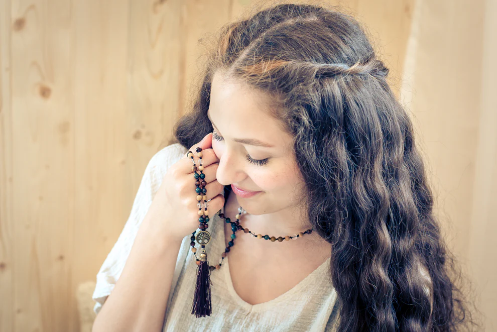 event: Mala-Workshop mit echten Edelsteinen